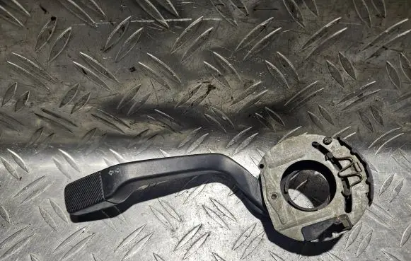Volkswagen Golf II Indicator stalk