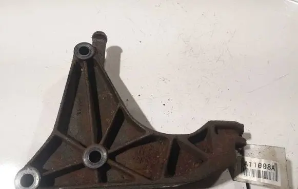 Opel Zafira A Engine mounting bracket 24403861