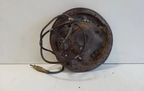 Opel Tigra A Rear brake cylinder 90386505