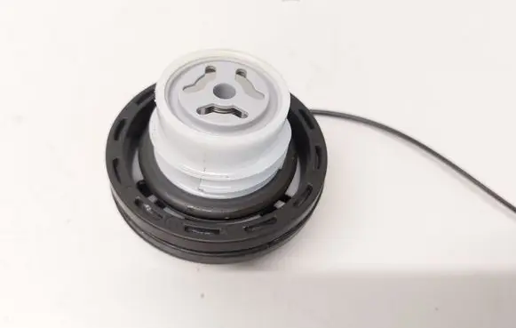 Opel Mokka X Fuel tank filler cap 95292262