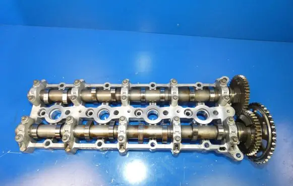 BMW 5 F10 F11 Camshaft 8570145