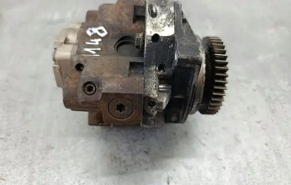 Volkswagen II LT Fuel injection high pressure pump