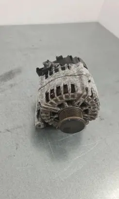 BMW X1 E84 Generator/alternator 8507624