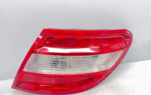 Mercedes-Benz C W204 Rear/tail lights 2048200264