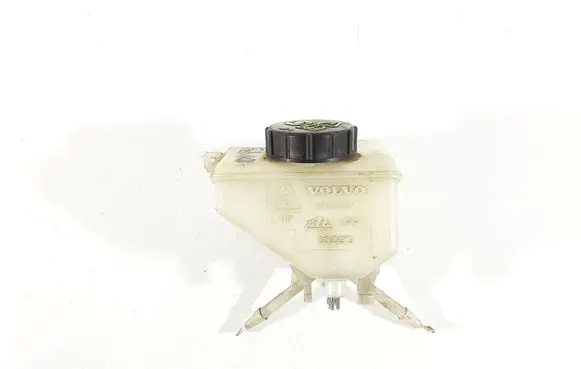 Brake fluid reservoir