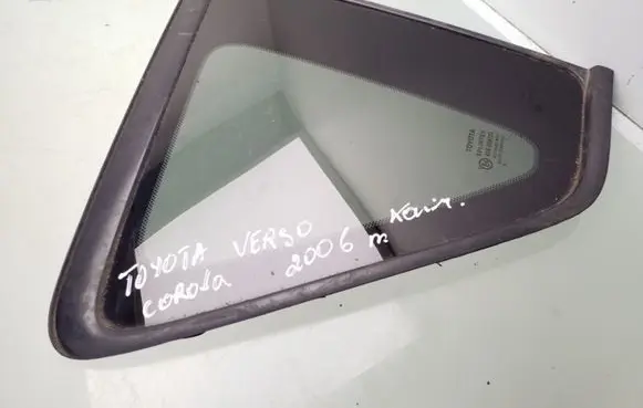 Toyota Corolla Verso E121 Rear side window AS3
