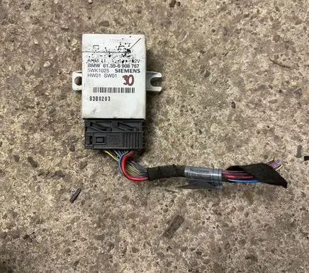 BMW 5 E39 Tow bar trailer control unit/module 61356908767