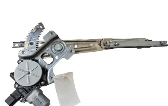Citroen C-Crosser Front door window regulator with motor