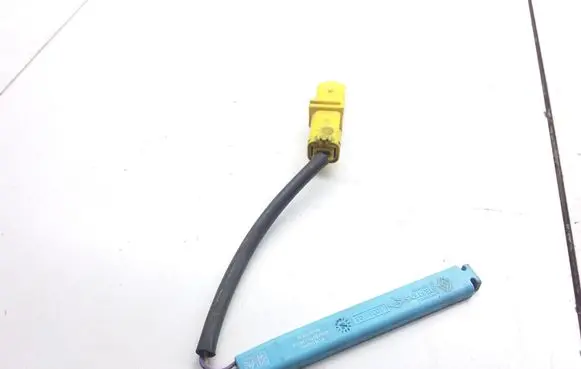 Peugeot 407 Tire pressure sensor 9647613580 S118540003