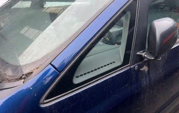 Toyota Previa (XR30, XR40) II Rear side window 