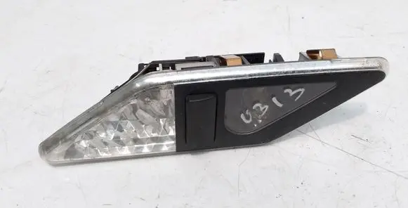 BMW 3 E46 Rear seat light 8375586