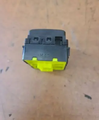 Nissan Juke I F15 Wing mirror control module 3Z15K3