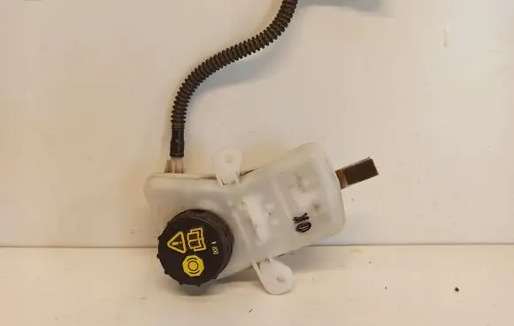 Ford Transit Brake fluid reservoir BK21-2K478-BB