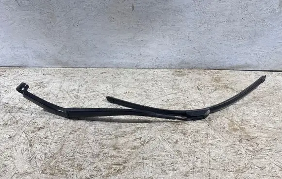 Toyota RAV 4 (XA50) Windshield/front glass wiper blade 2765
