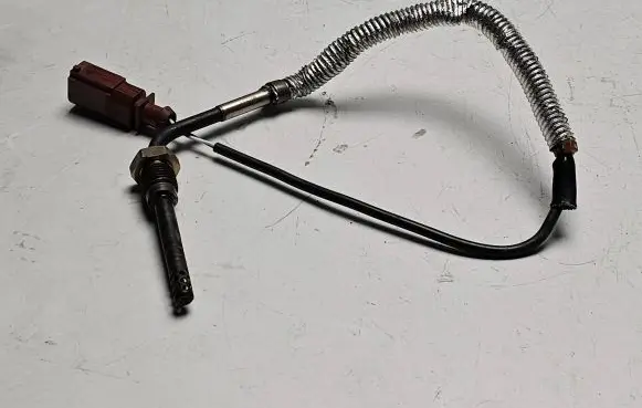 Exhaust gas temperature sensor