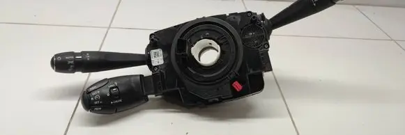 Peugeot 208 II Wiper turn signal indicator stalk/switch 98369177ZD