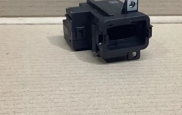 Audi A4 S4 B8 8K Ignition lock 8K0909131D