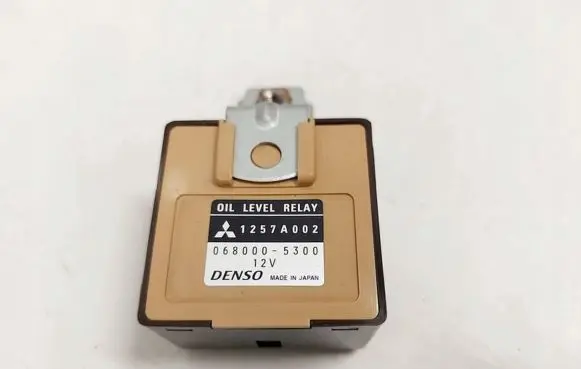 Mitsubishi Grandis Other relay