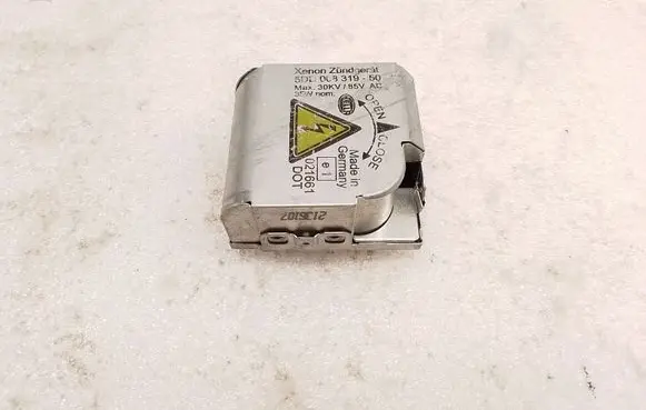 BMW X5 E53 Headlight ballast module Xenon 5DD00831950