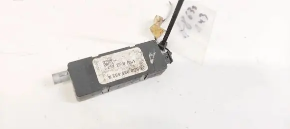Volkswagen PASSAT B6 Antenna control unit 3C9035552A 12014600