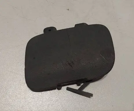Volvo V70 Front tow hook cap/cover 9190895 9484553