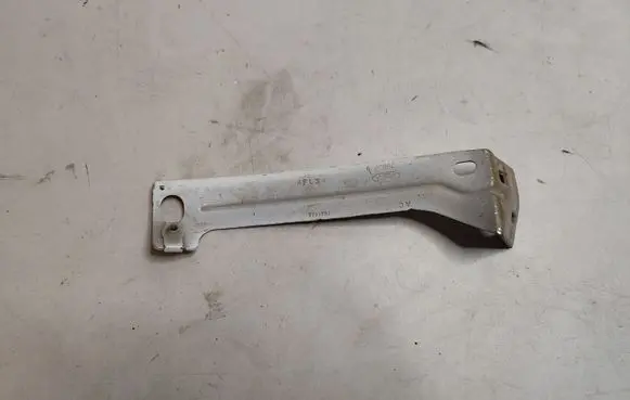 Ford F150 Front bumper mounting bracket 4FL34 V711991