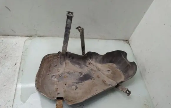Porsche Cayenne (9PA) Fuel tank mounting bracket 