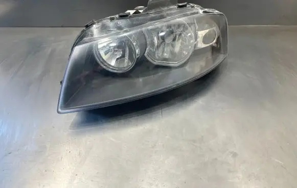 Audi A3 S3 8P Headlight/headlamp 8p0941003k