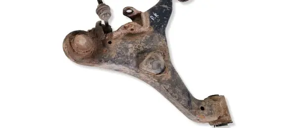 Nissan Pathfinder R51 Front lower control arm/wishbone 