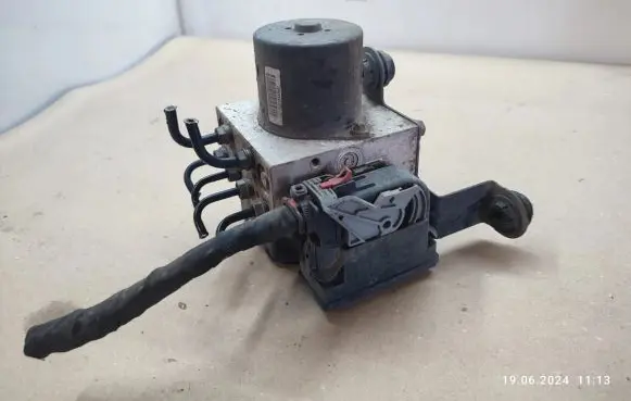 Volkswagen Tiguan ABS Pump 5N0614109BD