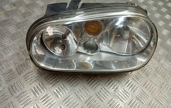 Volkswagen Golf IV Headlight/headlamp 1J1941015C 67736930