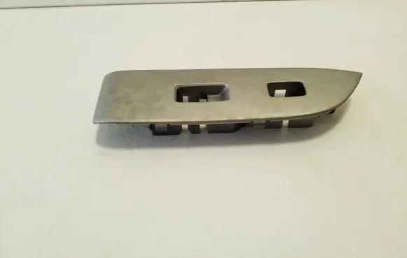 Lexus RX 330 - 350 - 400H Front door window switch trim 7424048150