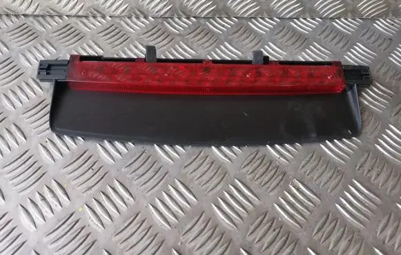 Audi A6 S6 C6 4F Third/center stoplight 4F5945097