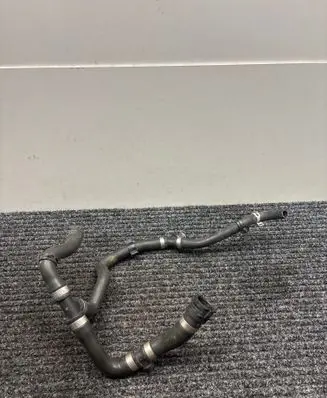 Volvo XC90 Engine coolant pipe/hose 32224776