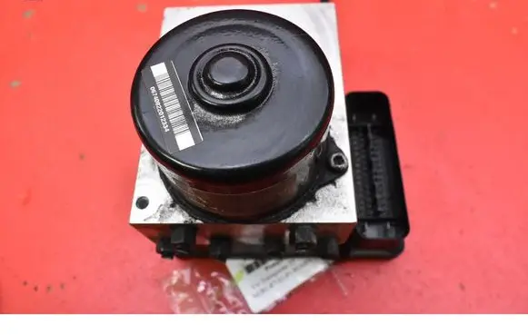 Volkswagen Transporter - Caravelle T5 ABS Pump 7H0614111