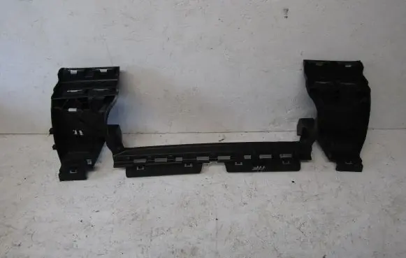 Mercedes-Benz EQE v295 Rear bumper mounting bracket A2958855802