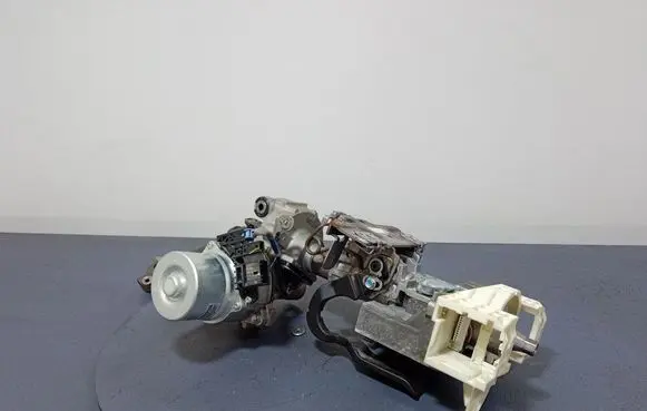 Mazda 3 II Steering wheel axle JJ501