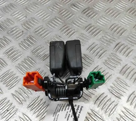 Polestar 2 Middle seatbelt buckle (rear) 31675959