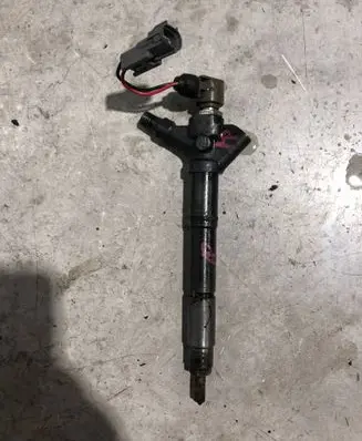 Lexus IS 220D-250-350 Fuel injector 2367026020