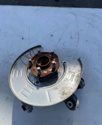 Tesla Model 3 Rear wheel bearing hub 104441100F