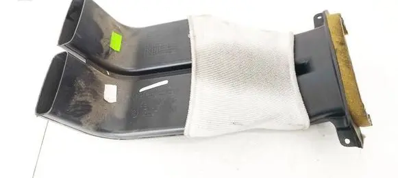 Audi Q7 4L Air intake hose/pipe 4L0819657