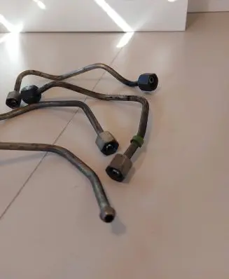 Volvo S60 Fuel main line pipe