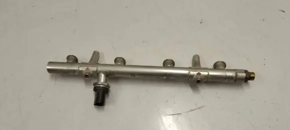 Seat Leon (5F) Fuel main line pipe 06k133317g