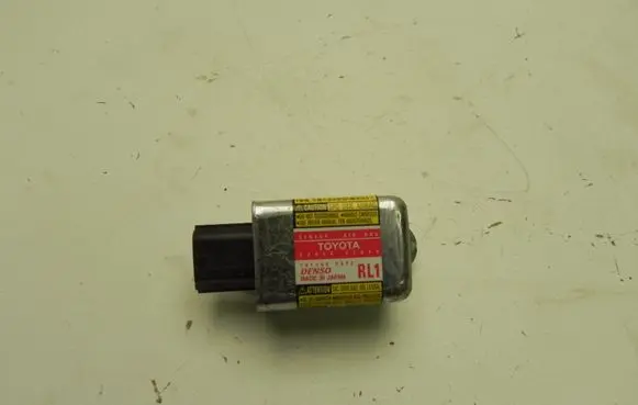 Toyota Prius (XW20) Airbag deployment crash/impact sensor 8986047040 X775