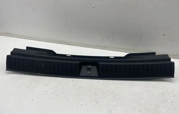 Skoda Kamiq Trunk/boot sill cover protection 658863459