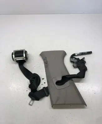 BMW 5 F10 F11 Front seatbelt 9164051