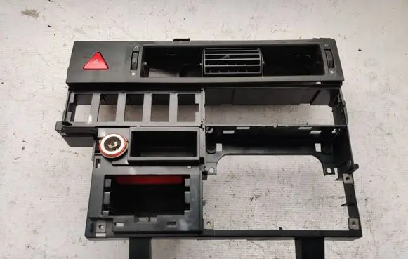 Volkswagen Transporter - Caravelle T4 Dashboard center trim panel 7D0858337 7D0857925