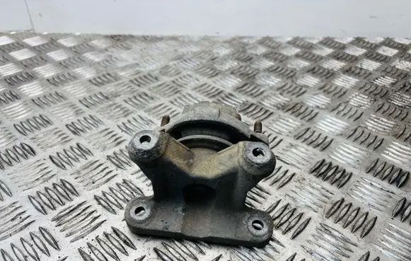Audi A4 S4 B7 8E 8H Gearbox mounting bracket 8E0399115F