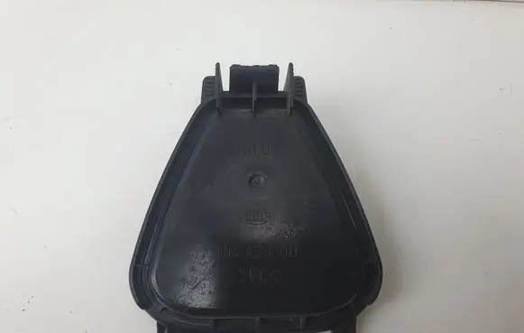 Volkswagen PASSAT B5.5 Headlight/headlamp dust cover 15443300