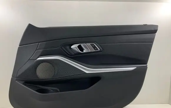 BMW 3 G20 G21 Front door card panel trim 42475111